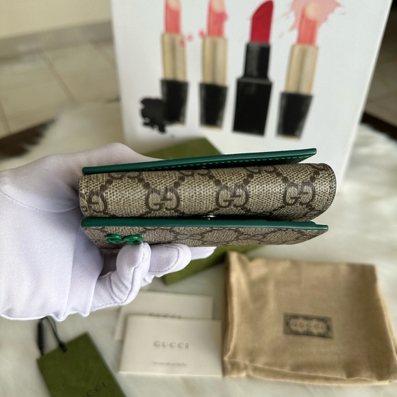 Auth GG Double Hook Wallet - Picture 6 of 16